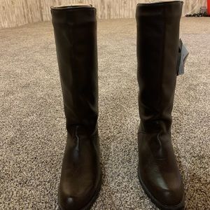 Regence Comfort Brown Boots. Size 11